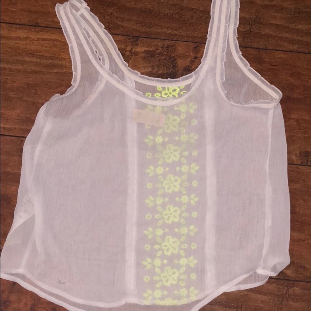 Hollister Tank - Picture 2 of 2